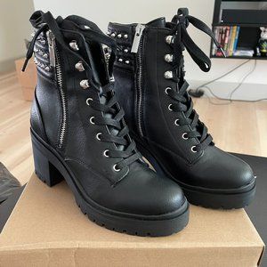 Steve Madden Jaydin Boots